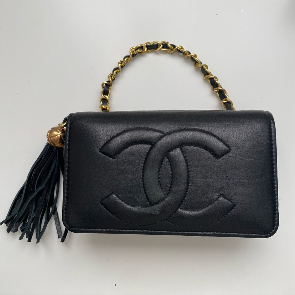 CHANEL Lambskin CC crossbody